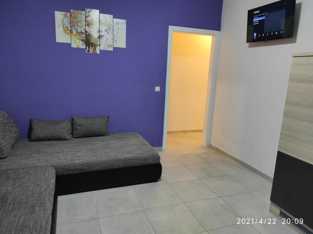 Apartmani Quattro Starigrad Exterior photo