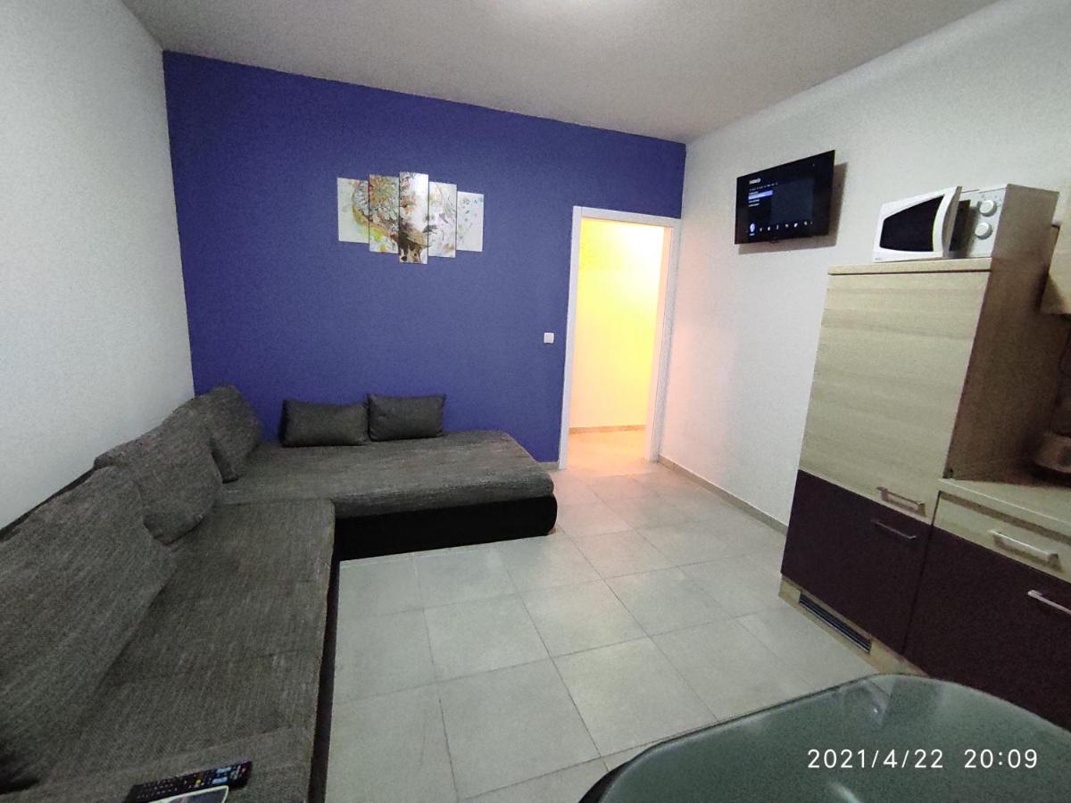Apartmani Quattro Starigrad Exterior photo