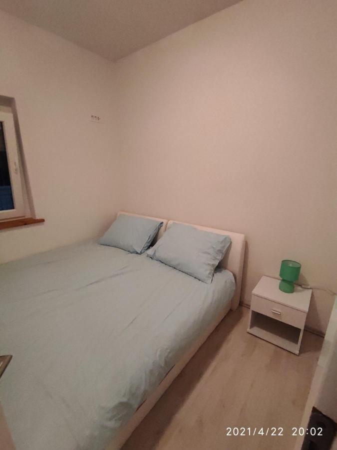 Apartmani Quattro Starigrad Exterior photo