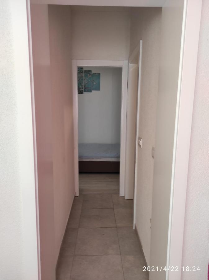 Apartmani Quattro Starigrad Exterior photo