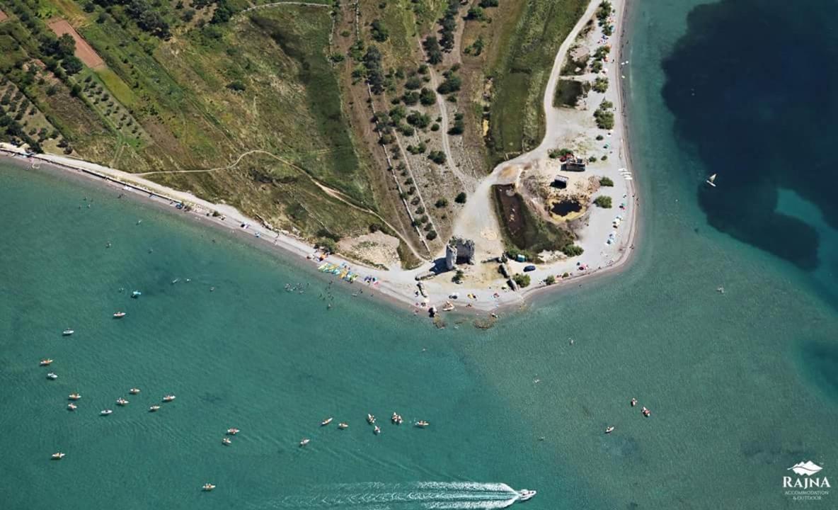 Apartmani Quattro Starigrad Exterior photo