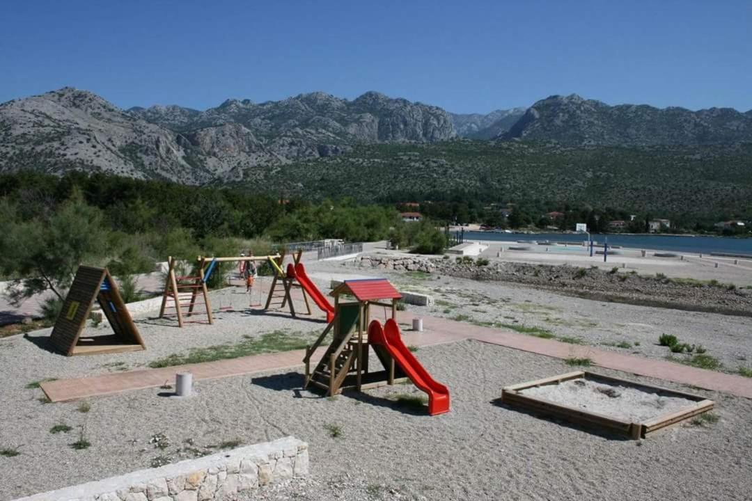 Apartmani Quattro Starigrad Exterior photo